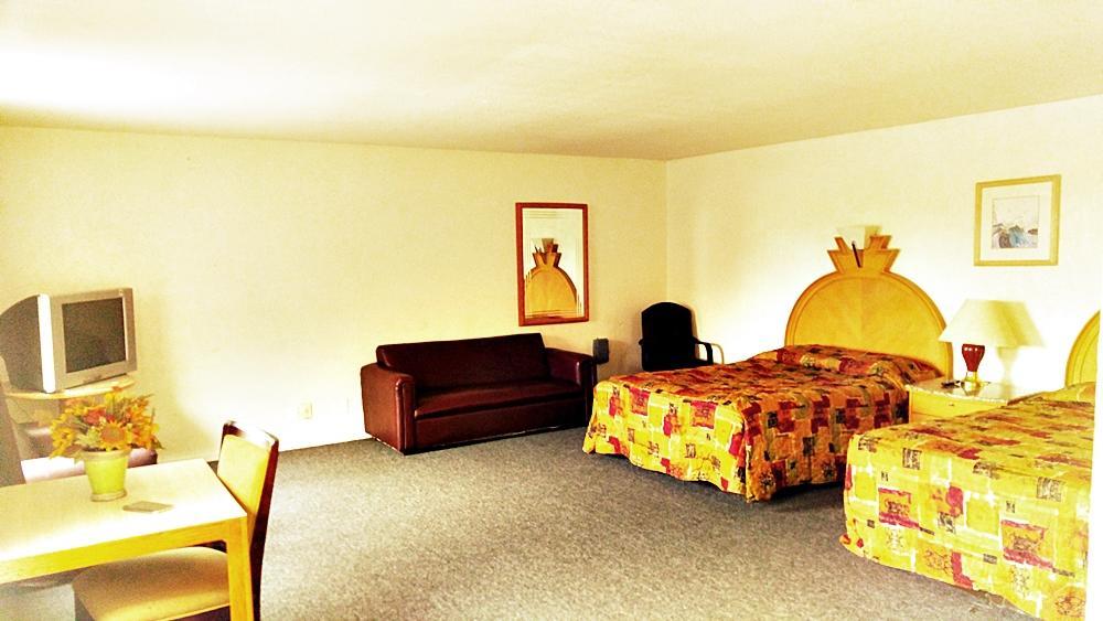 Parkway Inn Fresno Buitenkant foto