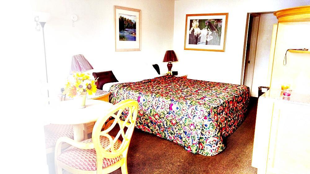 Parkway Inn Fresno Buitenkant foto